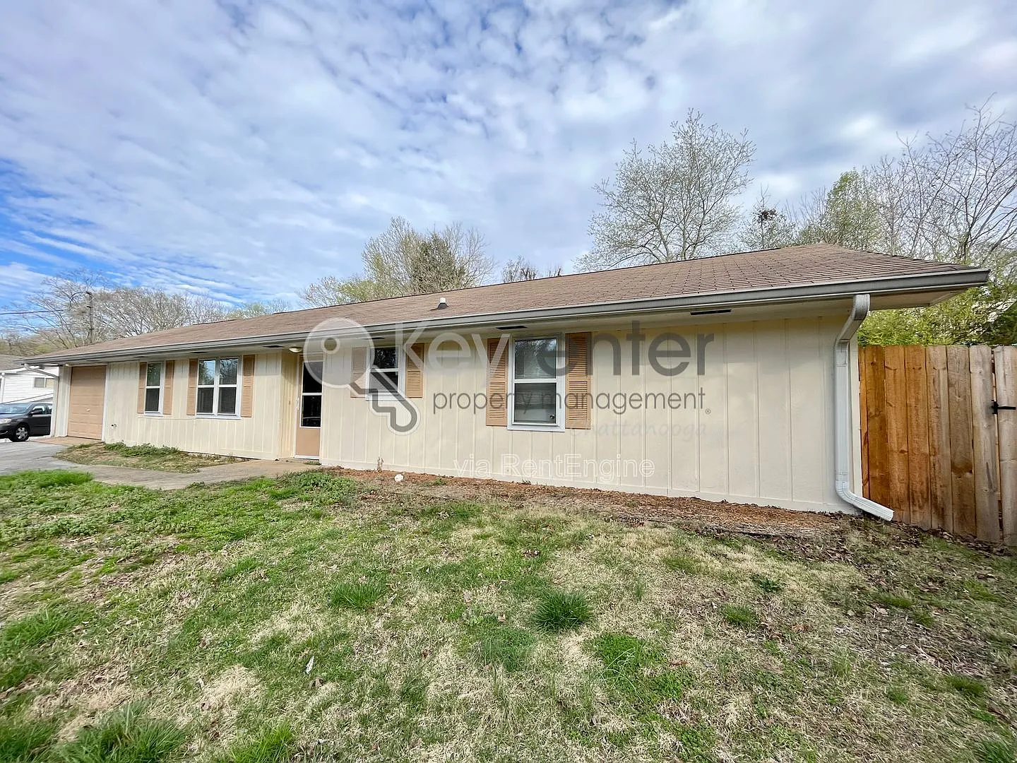 3 bed, 2.0 bath, 1323 sqft, $1,500 — Photo 1