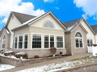 1224 Abbey Ct, Westland, MI