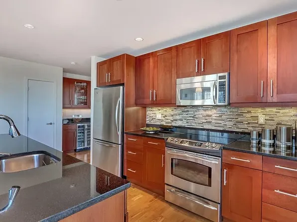 100 Station Lndg Unit 701, Medford, MA 02155