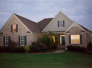 102 Chalford Pl #2, Lebanon, TN 37087