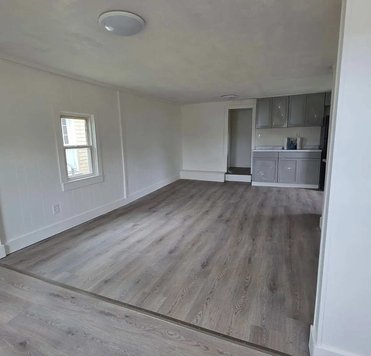 2 bed, $1,300 — Photo 3