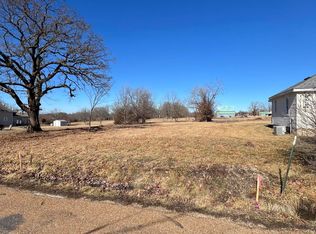W 1st St, Belle, MO 65013