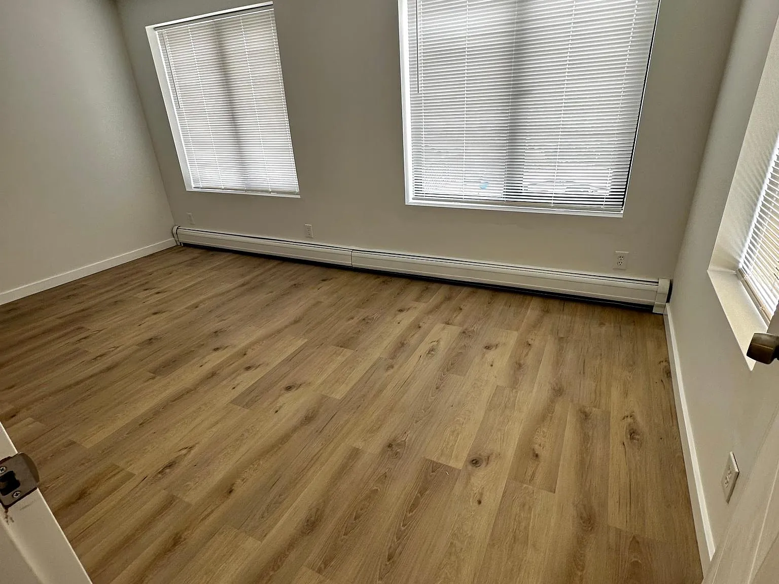 2 bed, 1100 sqft, $2,400 — Photo 4