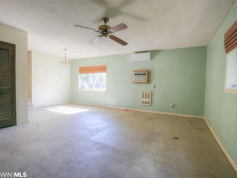 2nd image of 17050 Section St