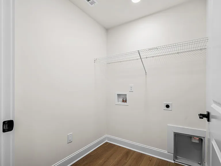 816 W Lincoln St — Photo 11