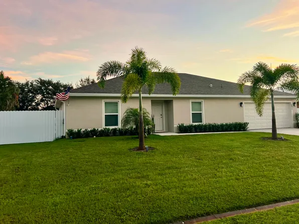 571 SW Lairo Avenue, Port St Lucie, FL 34953