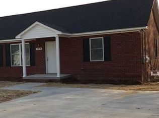 801 Layton St #A, Clinton, NC 28328