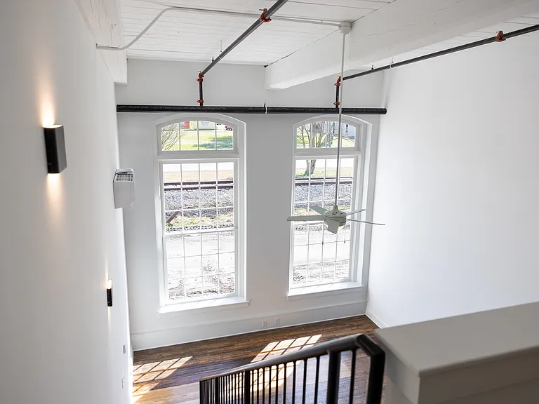 Overton Lofts — Photo 1