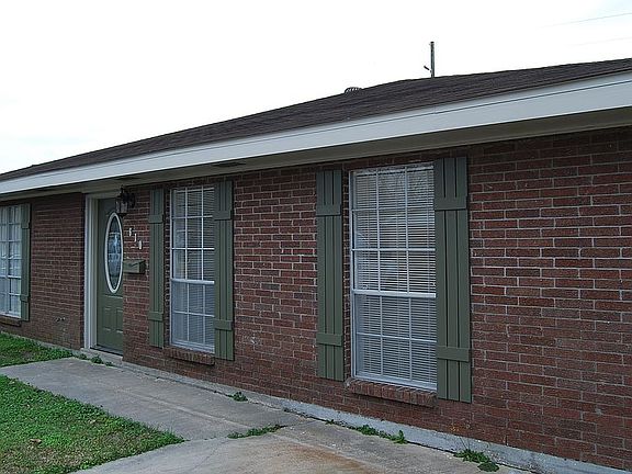 2nd image of 610 Douglas Dr