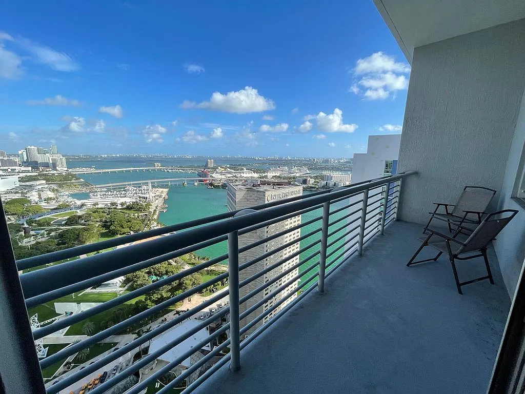 1 bed, 846 sqft, $3,000 — Photo 2