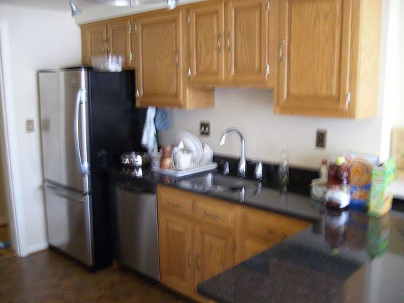 gourmet kitchen granite counters