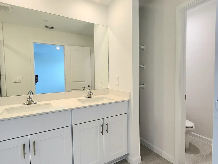 629 Salisbury Cir — Photo 19