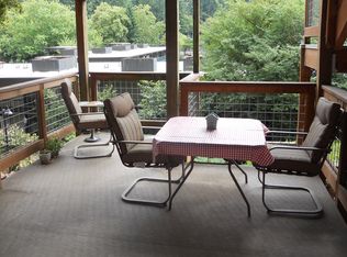 210 Ridgeway Rd, Lake Oswego, OR 97034