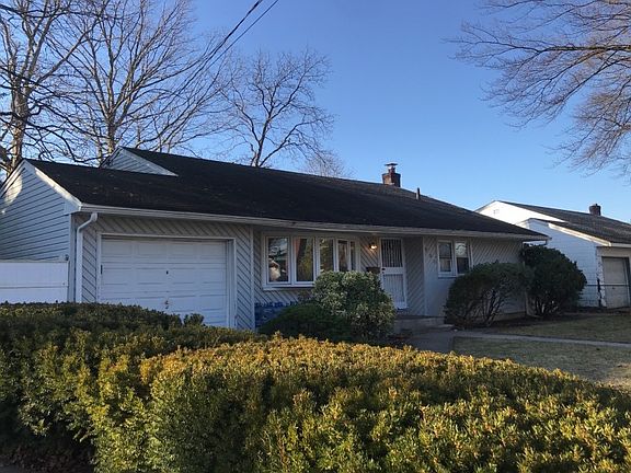 3rd image of 503 Champlain Ave