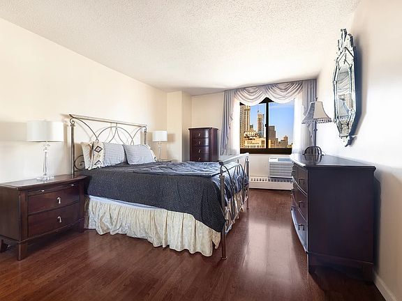 3rd image of 333 Pearl St APT 26J