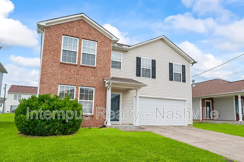 4 bed, 2.5 bath, 2445 sqft, $2,497 — Photo 2