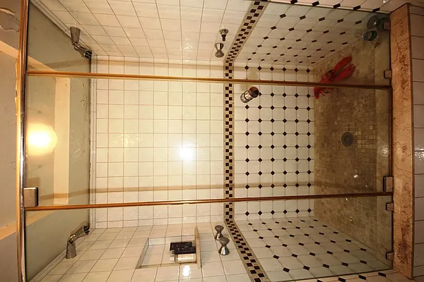 Rented by Corcoran | media 31