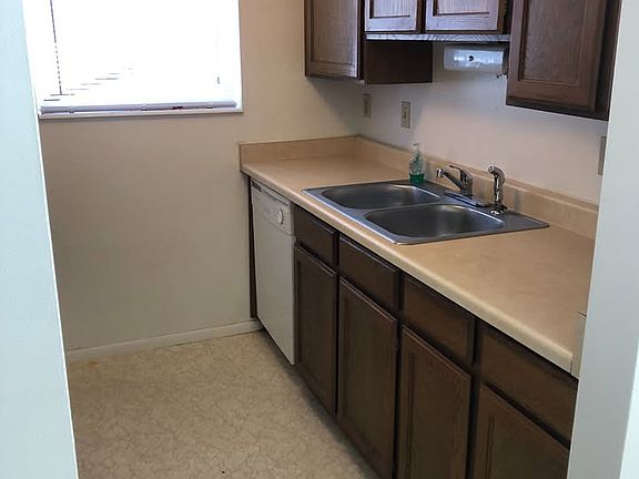 5th image of 4746 S 3600 W APT D
