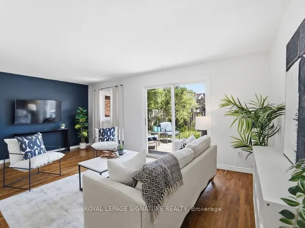 550 Childs Dr #34, Milton, ON L9T 3P3