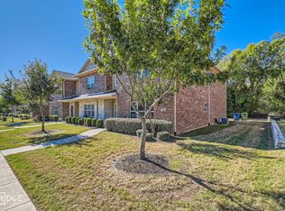 1412 Lake Crest Ln, Lewisville, TX 75057