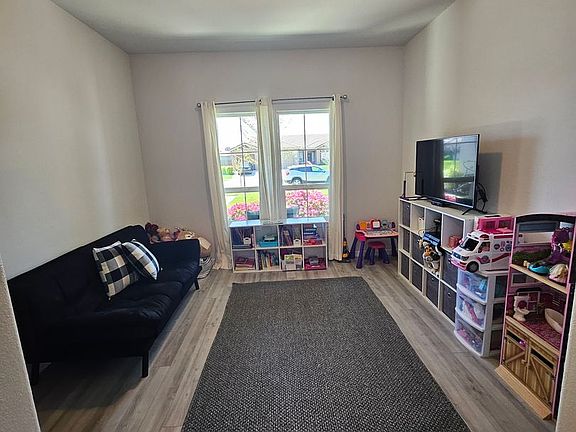 5th image of 2107 Moss Glen Loop