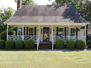 814 Old Woodlands Rd, Florence, SC 29505