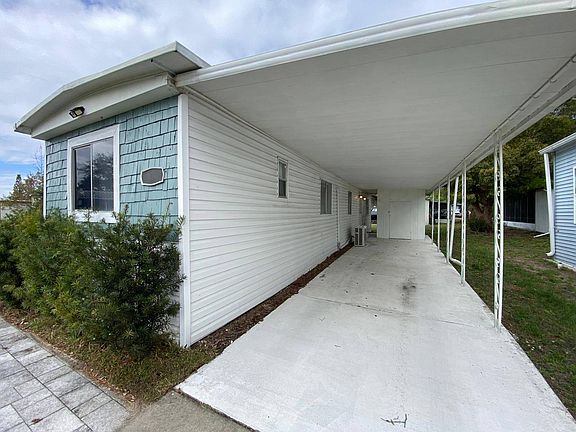 4th image of 920 Olive Dr