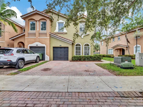 2554 SE 13th Ct, Homestead, FL 33035