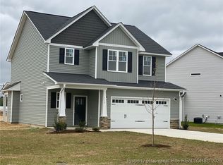 117 Courtland Dr, Raeford, NC 28376