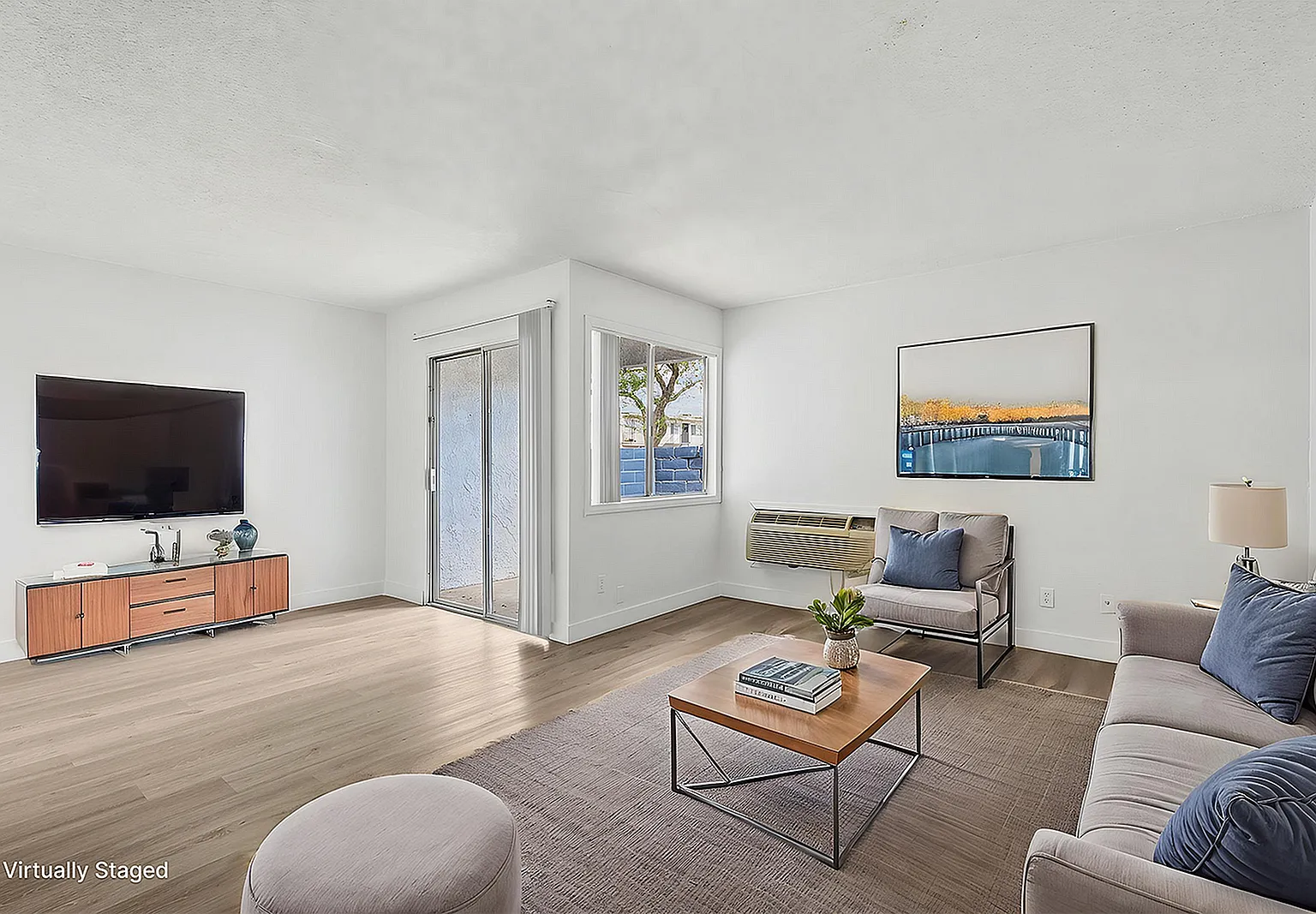 Pennwood Place — Photo 2