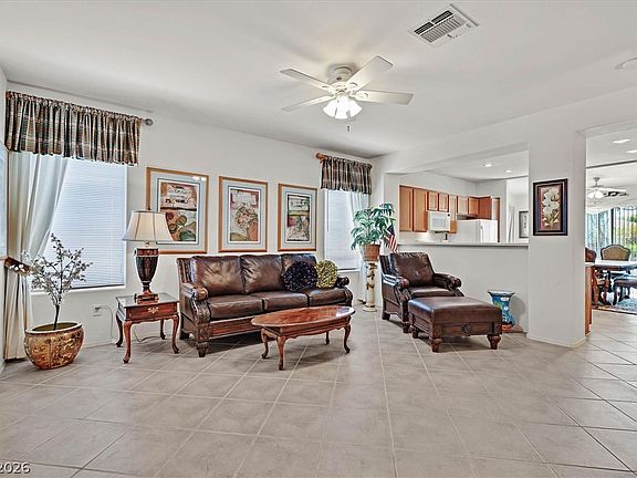 4th image of 2162 Maple Heights Ct