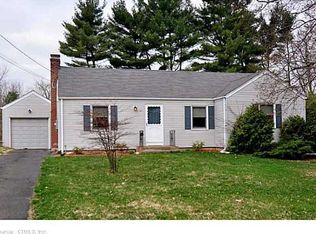 5 Bridlepath Rd, West Hartford, CT 06107