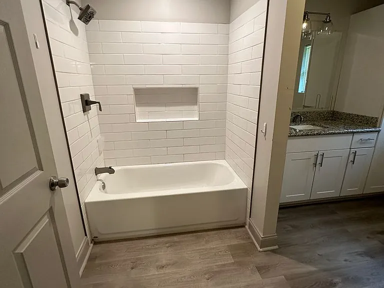 1406 Memory Ln — Photo 23