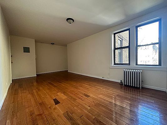 1st image of 165 Pinehurst Ave APT 4H