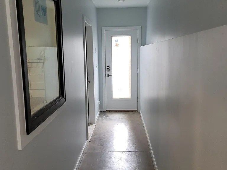 864 Vera St SE #1 — Photo 6