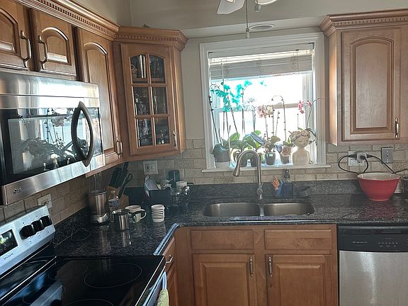 5th image of 8606 W Summerdale Ave Unit 3N