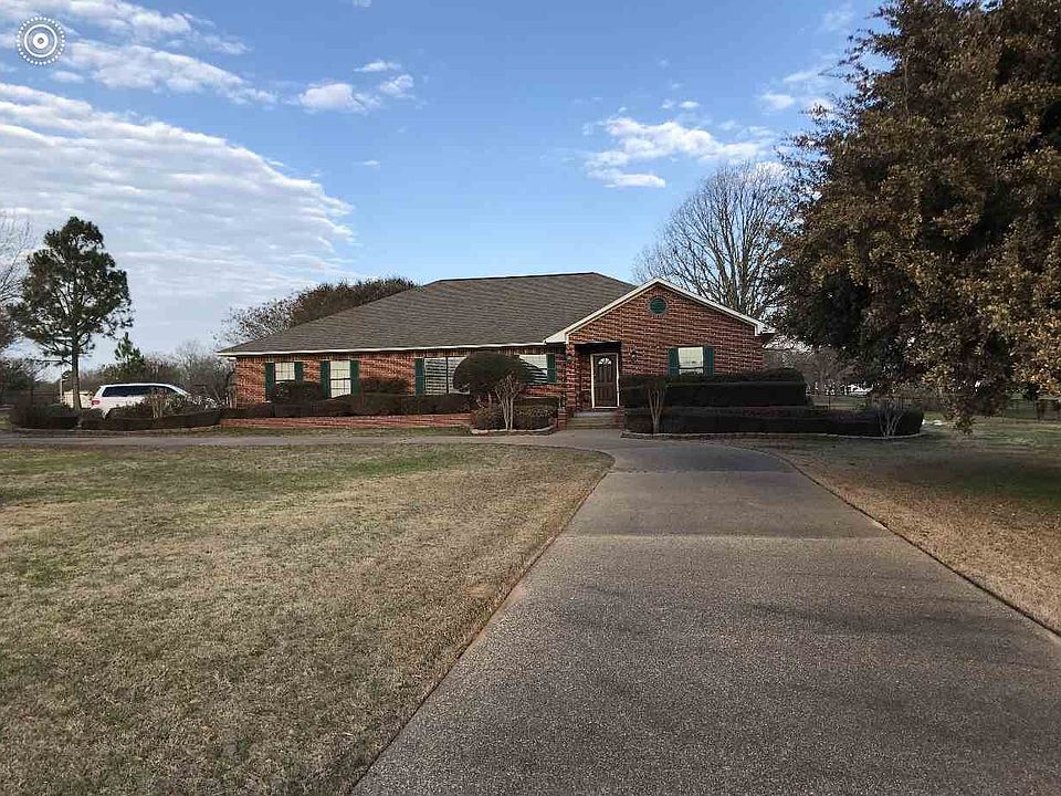 1st image of 848 Oakridge Dr