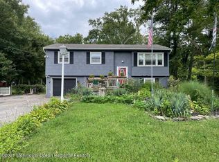 91 Cedar Swamp Rd, Jackson, NJ 08527