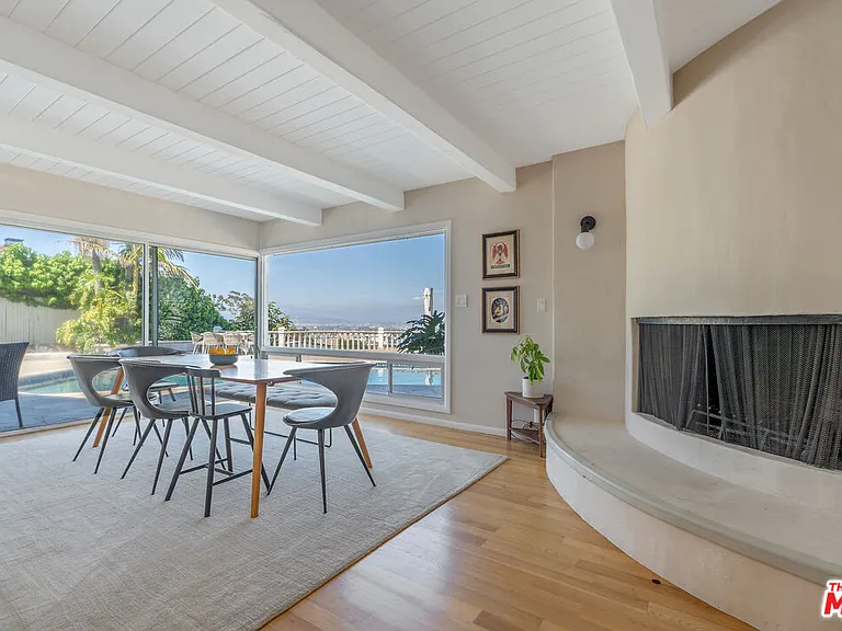 4246 S Cloverdale Ave — Photo 8