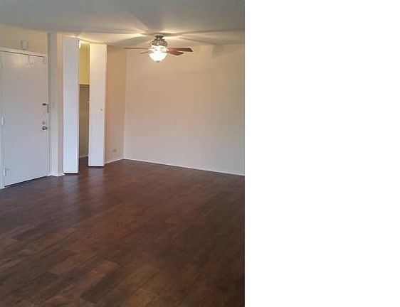 5th image of 4260 W Ford City Dr APT 104