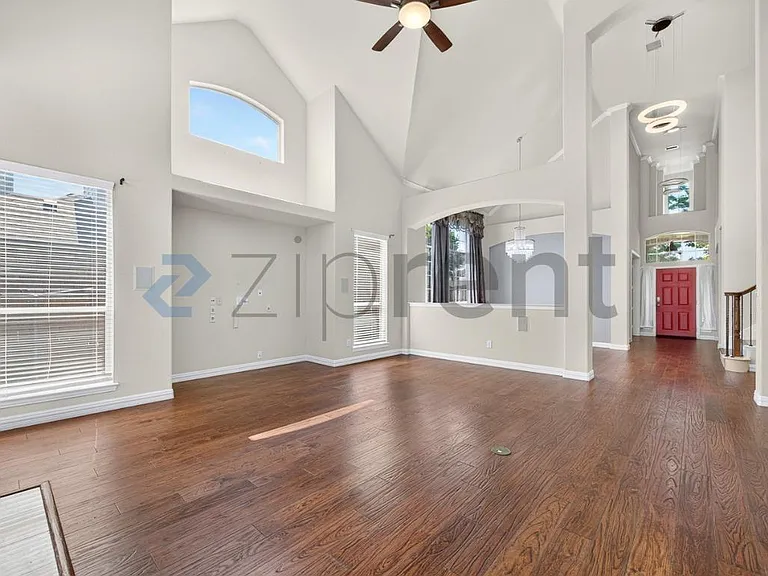 15128 Appaloosa Dr — Photo 12