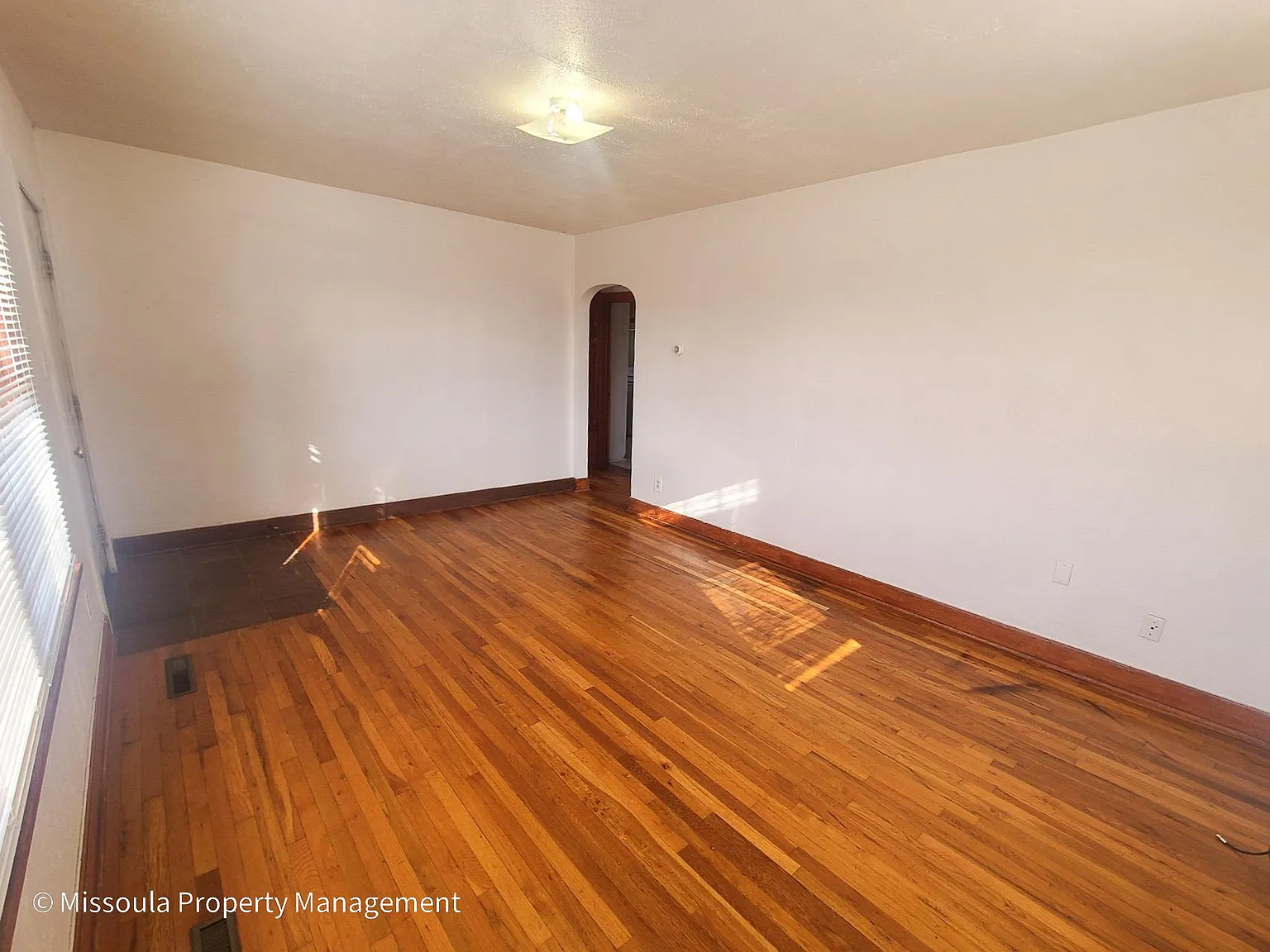 1702 Scott Street — Photo 2