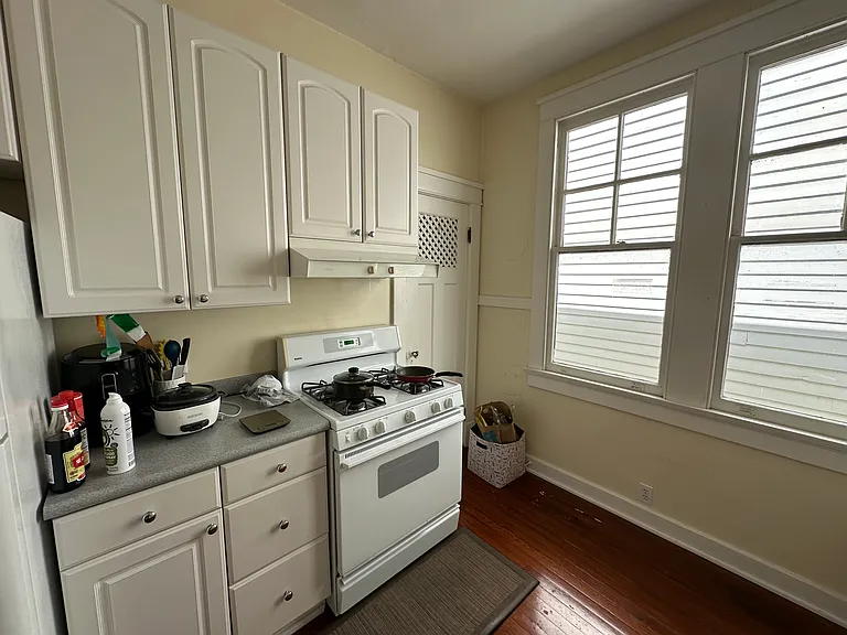 7022 Hickory St — Photo 7