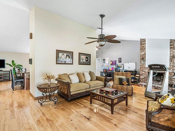 4th image of 13205 La Mirada Cir