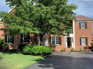 7038 Dean Farm Rd, New Albany, OH 43054