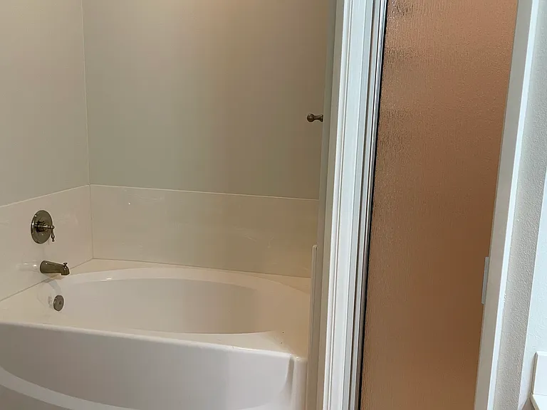6214 Ashton Ct — Photo 12