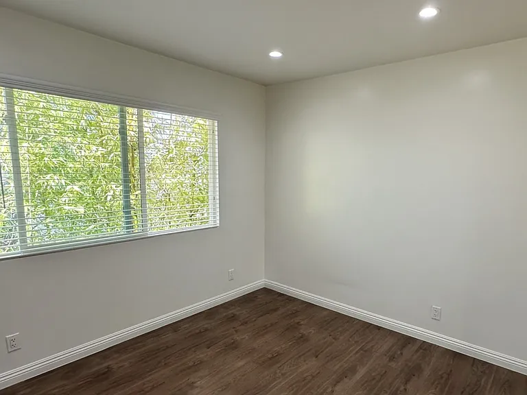 20624 S Western Ave #2 — Photo 10