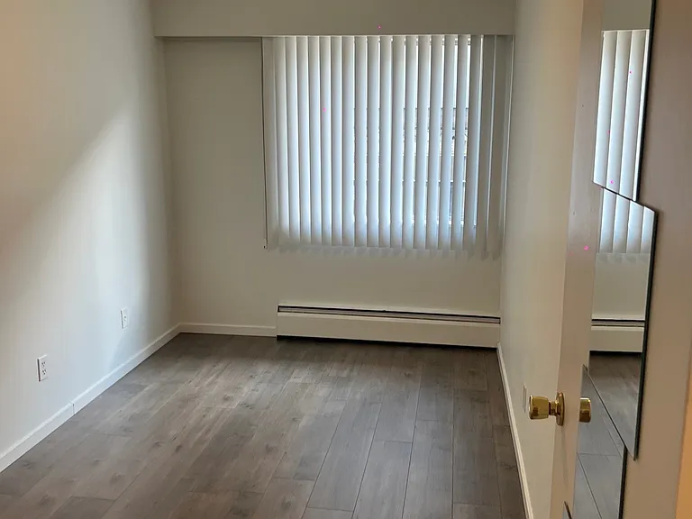 1333 Broadway E #212 — Photo 13