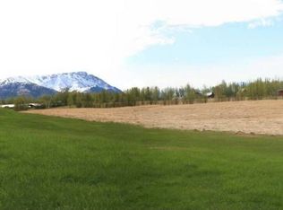 5605 N Farm Loop, Palmer, AK 99645