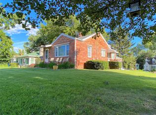 1229 Brown St, Alton, IL 62002